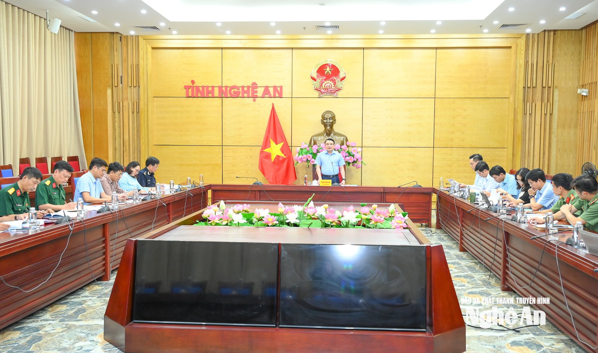Hợp tác Lào-7