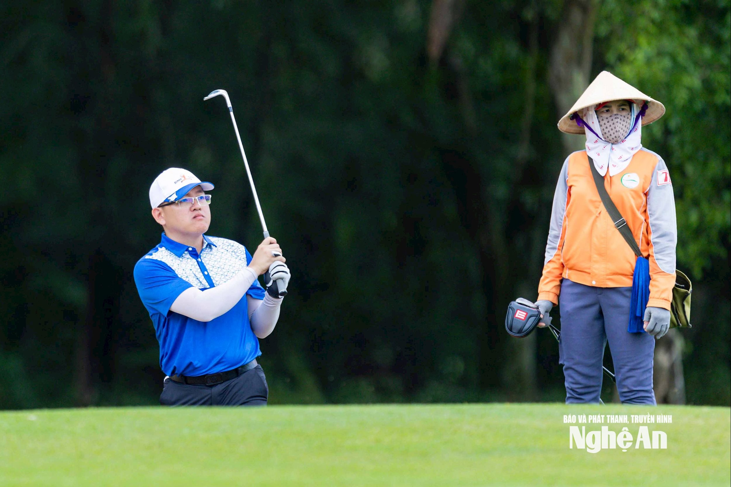 مهنة الكادي صورة فوتوغرافية Xuan Thuybna_caddy profession Photo Xuan ThuyDATT2618