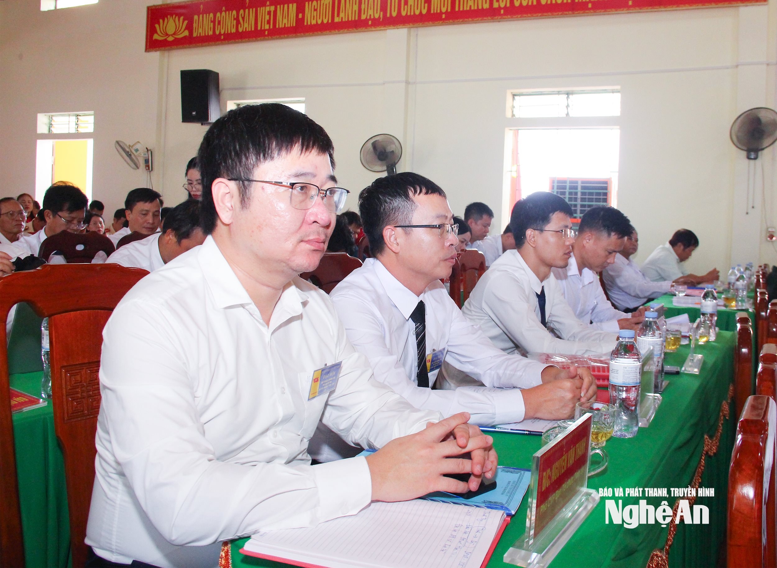 Các thành viên tổ công tác số 8