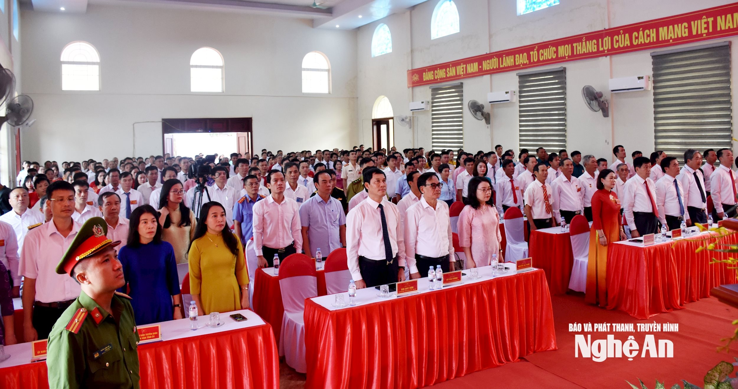  Đự ĐHại biểu tham d
