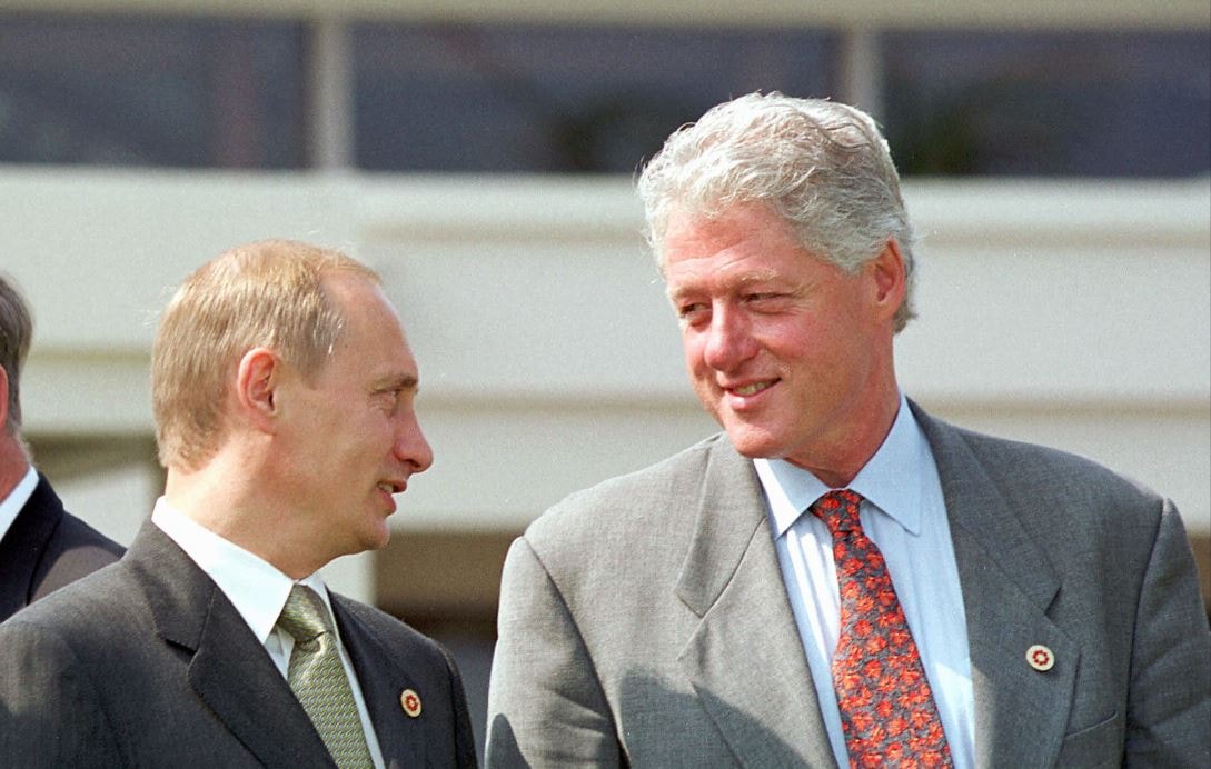 clinton đồng ý kết nạp nga vào nato