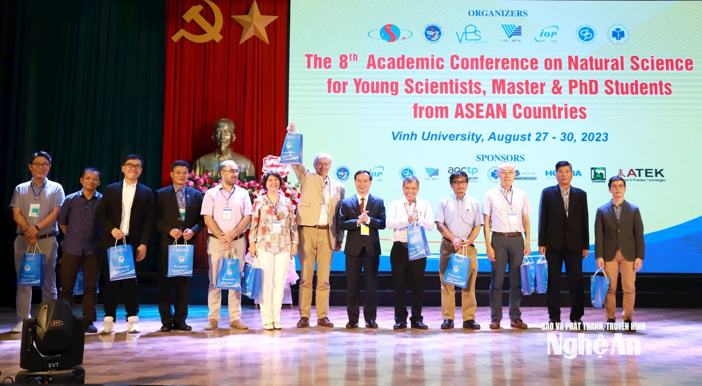Hội thảo CASEAN 8. Ảnh Hoàng Nam