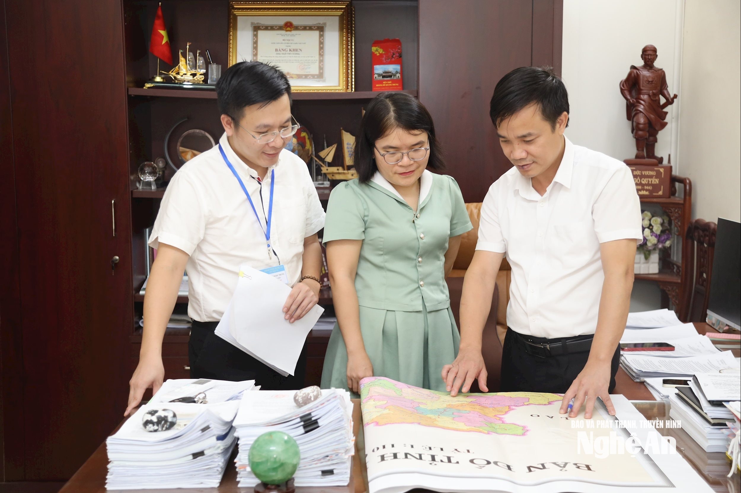 Cán bộ Sở Nội vụ trao đổi chuyên môn Ảnh Thanh Lê (4)