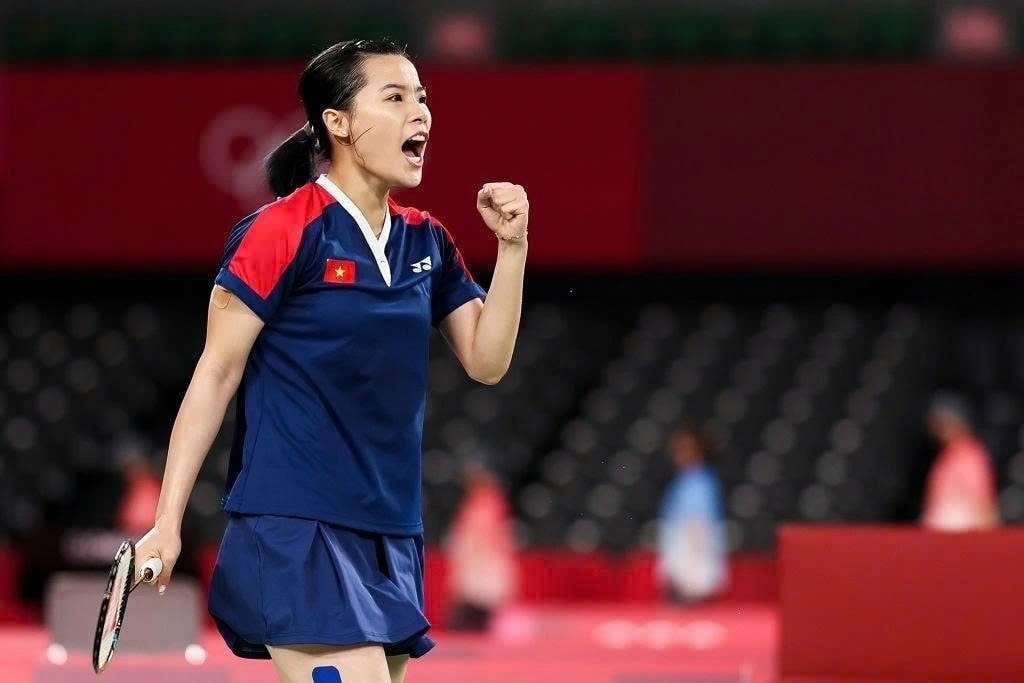 mediavovvn-sites-default-files-styles-large-public-2025-08-badminton-player-thuy-linh (1)