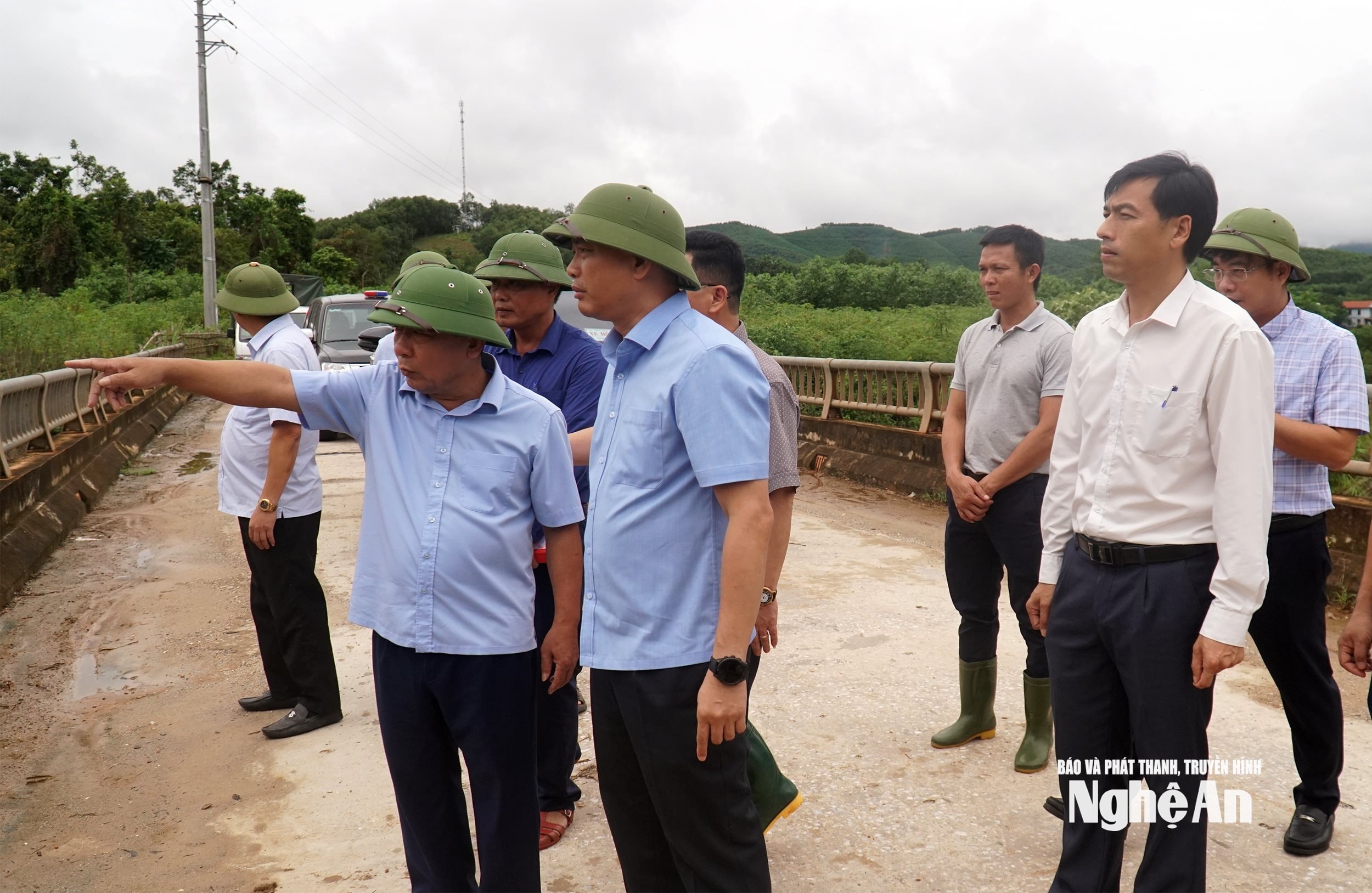 kiểm tra 1. Ảnh- Phú Hương