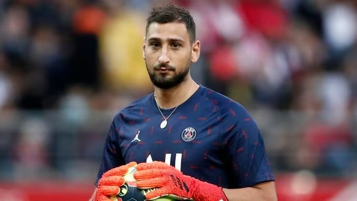 Donnarumma mắc kẹt giữa PSG và Man City