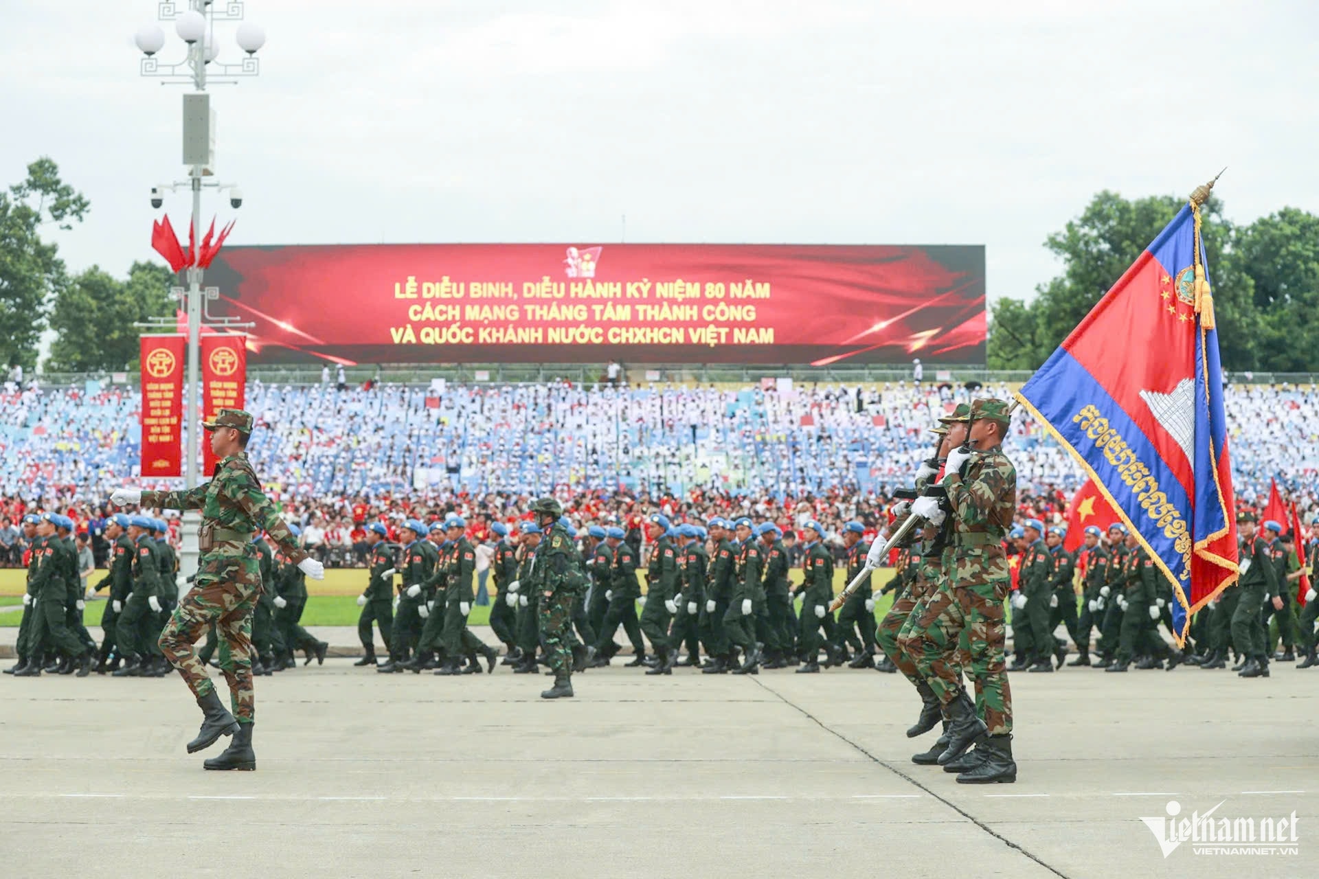 W-ad8eb272493dc2639b2c.jpg