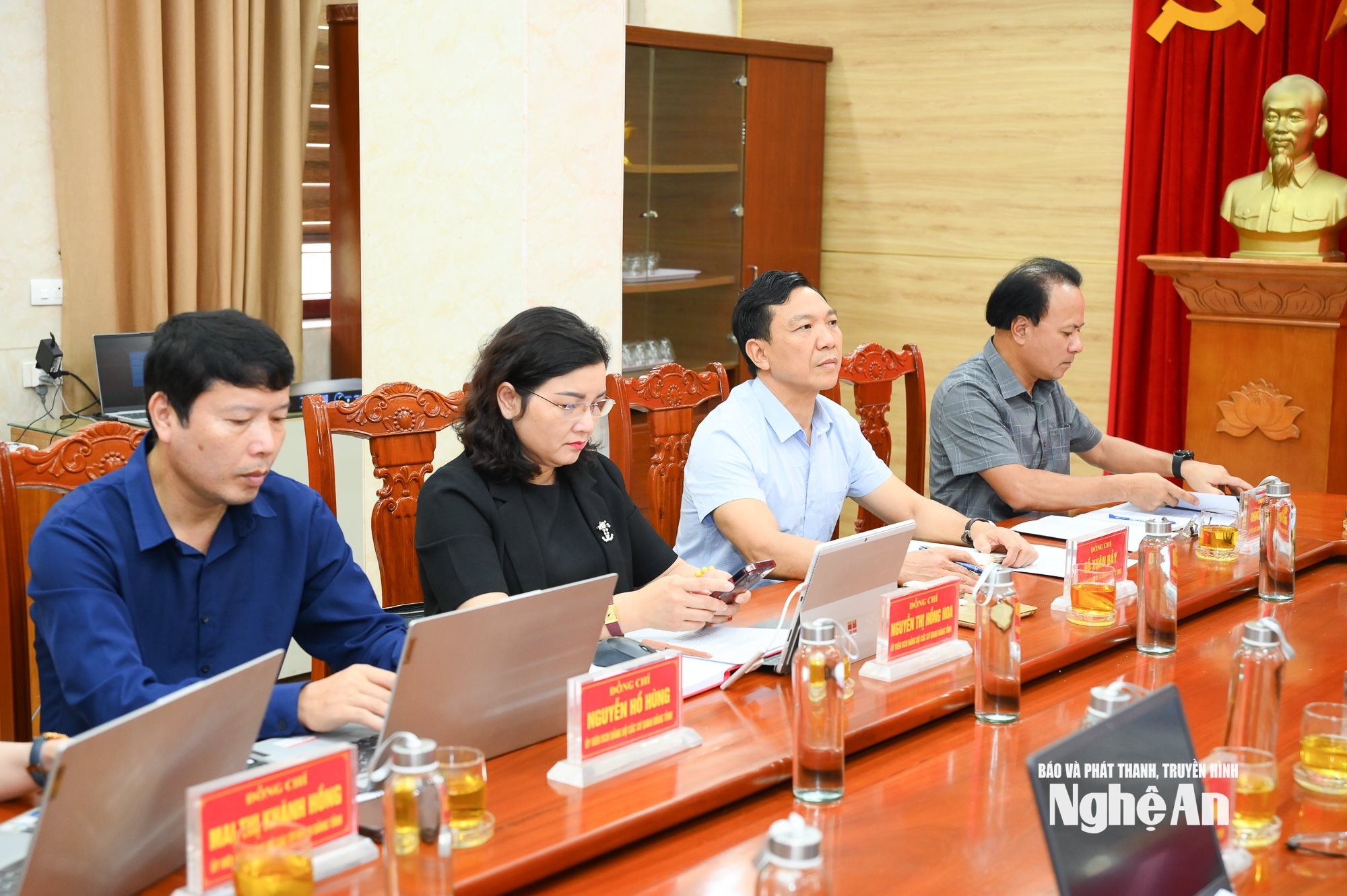 Cơ quan Đảng tỉnh-1