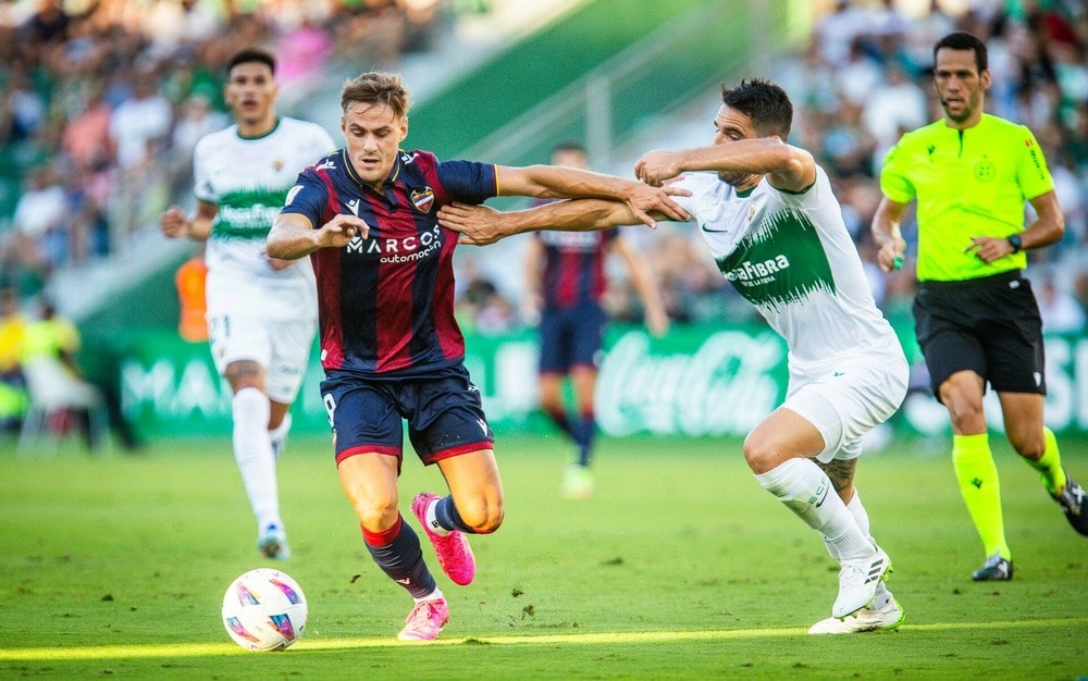 Nhận định soi kèo Elche vs Levante lúc 00h30 ngày 30/8/2025 - Xoilacz TV