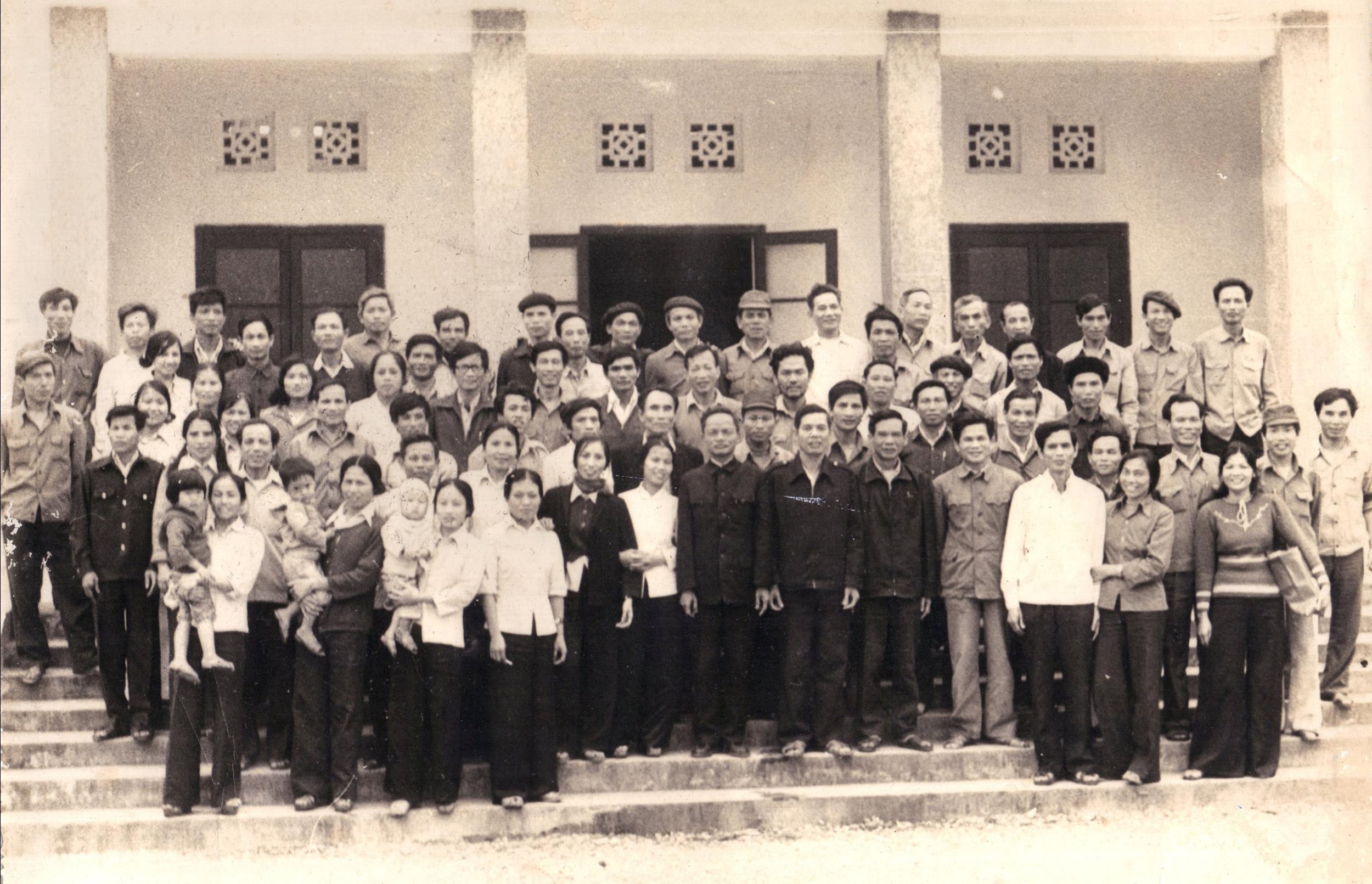 DH cong nhan vien chuc nam 86
