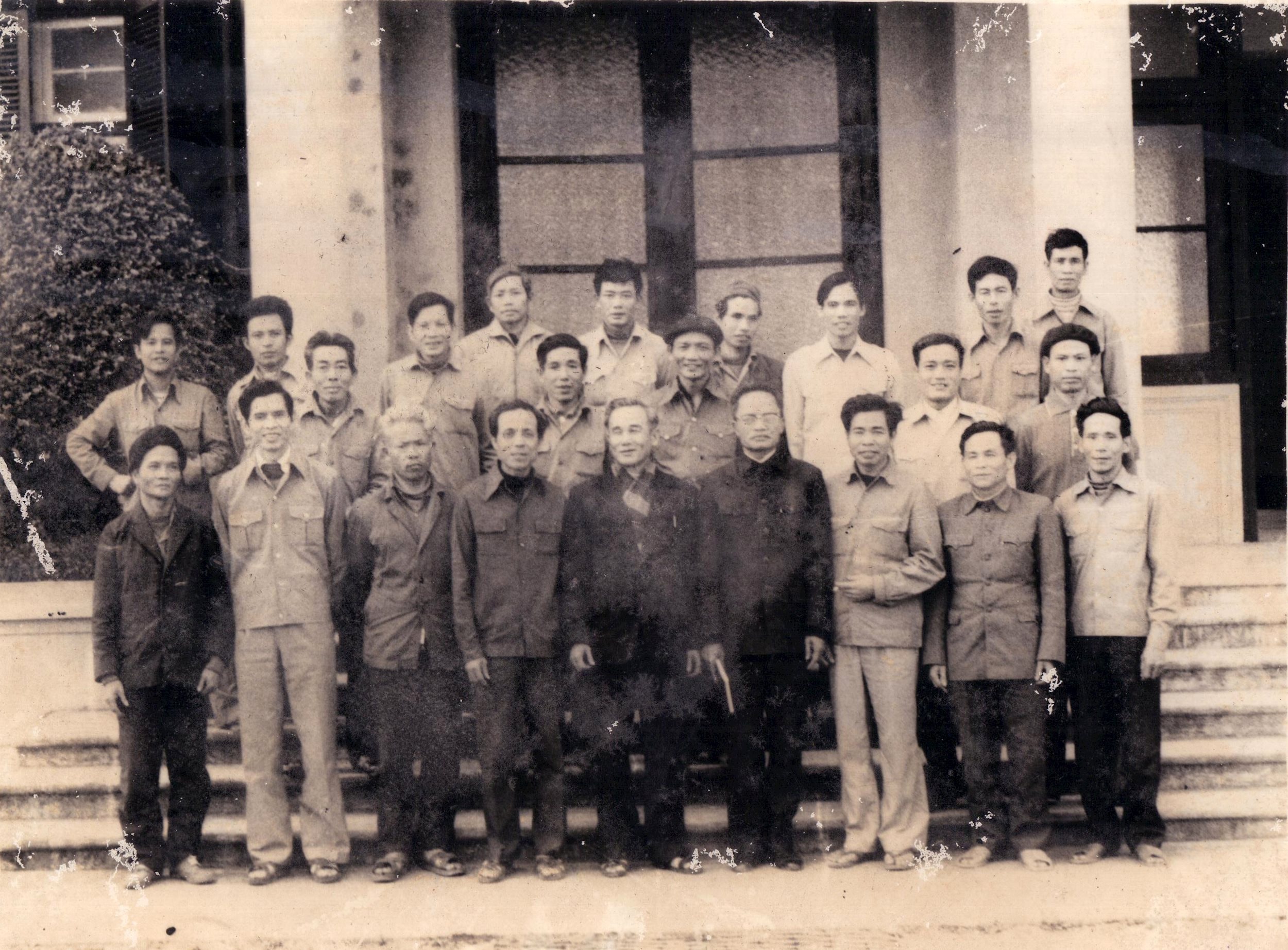 Doi xe co quan nam 86