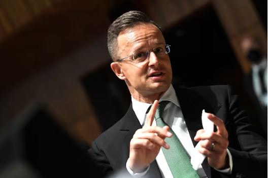 hungary kiện eu