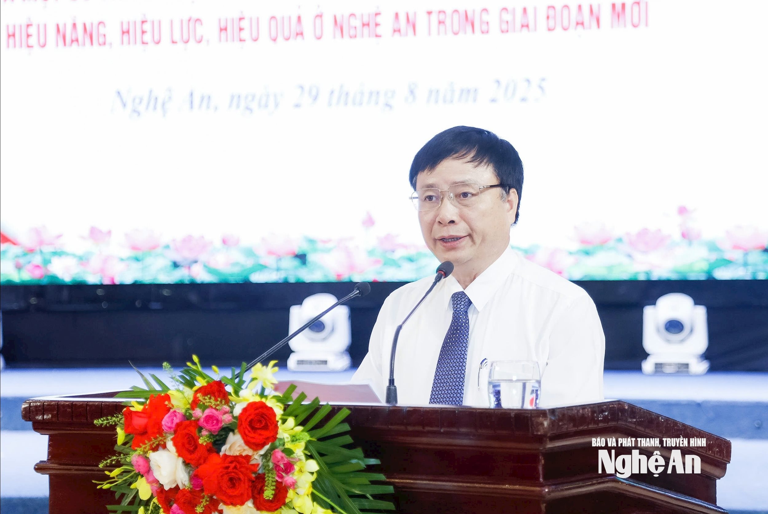 anh Long