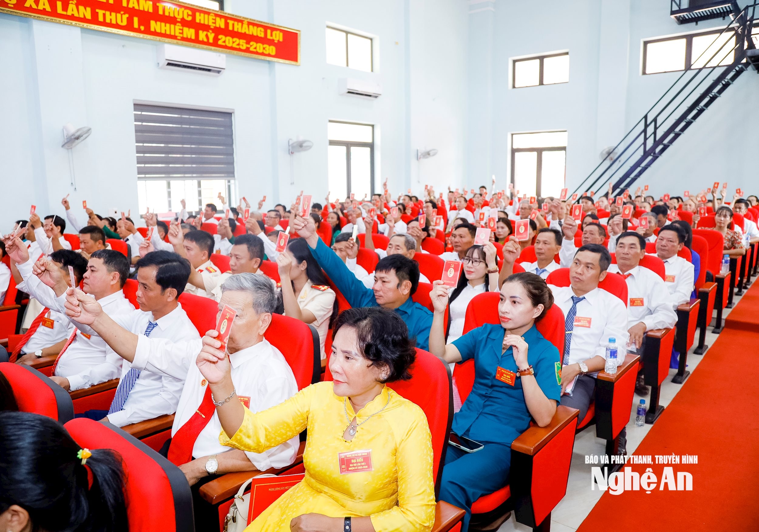  thẻ đảng
