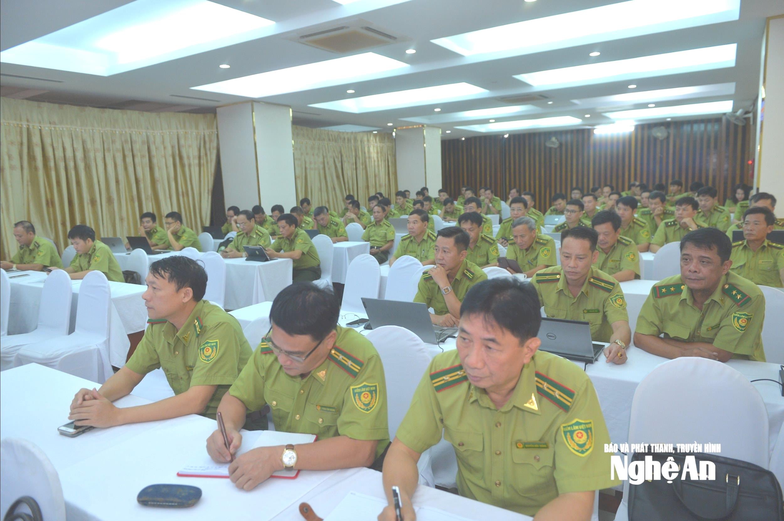 Các học viên tham gia lớp tập huấn. Ảnh: Văn Trường