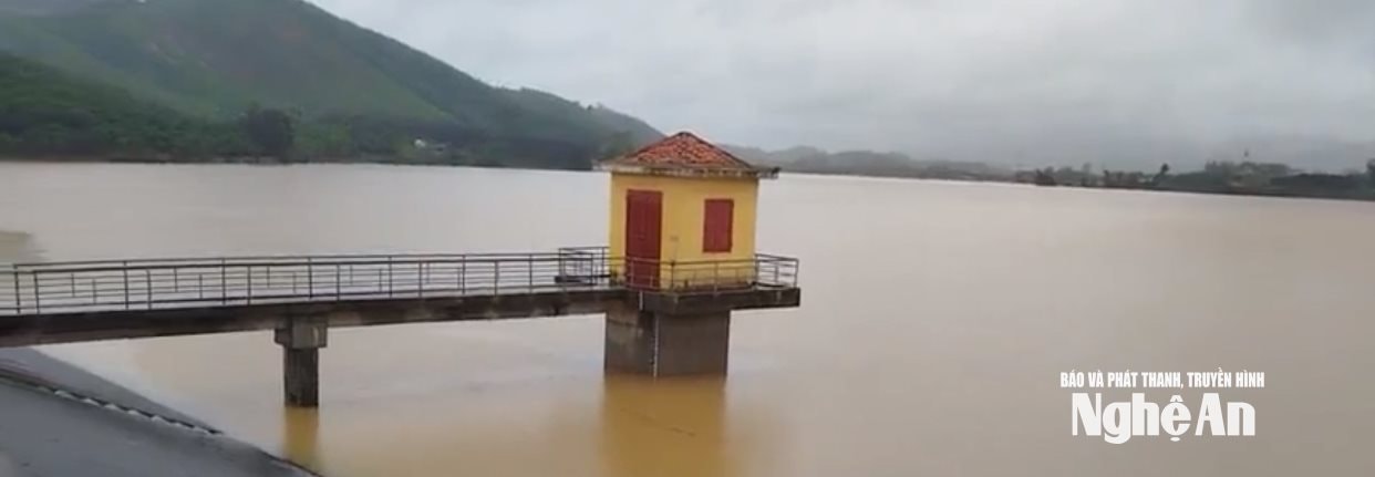ພາກສະຫນາມແມັດ