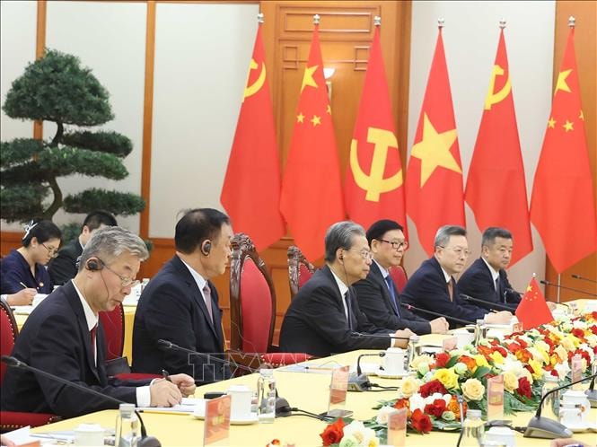 Tổng Bí thư Tô Lâm tiếp Ủy viên Trưởng Nhân đại toàn quốc Trung Quốc Triệu Lạc Tế- Ảnh 4. Tổng Bí thư Tô Lâm tiếp Ủy viên Trưởng Nhân đại toàn quốc Trung Quốc Triệu Lạc Tế- Ảnh 4.