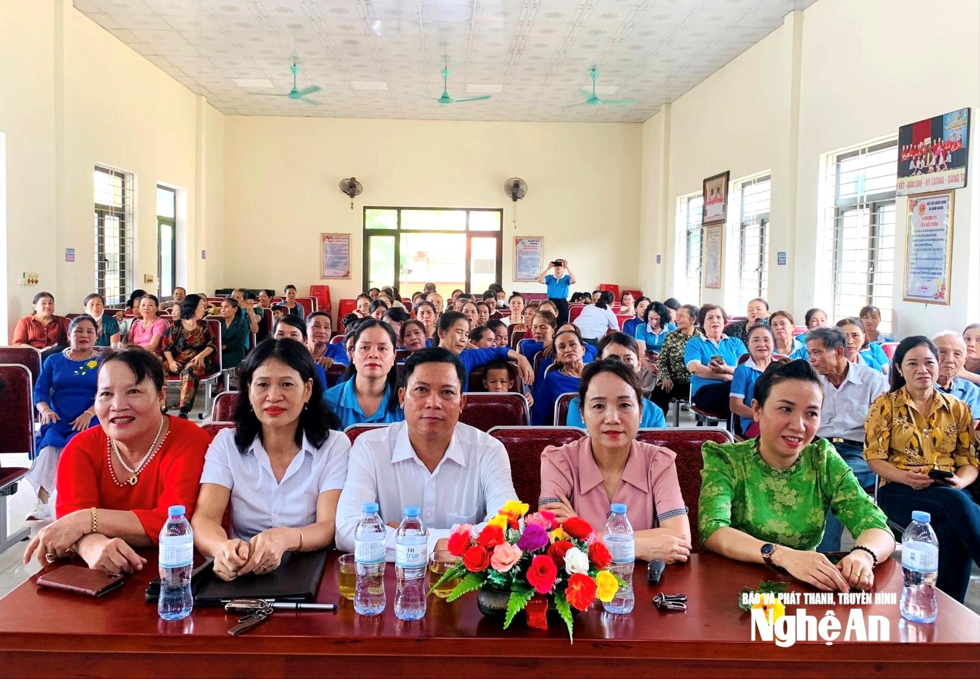 bna_mot-buoi-truyen-thong-dan-so(1).jpg