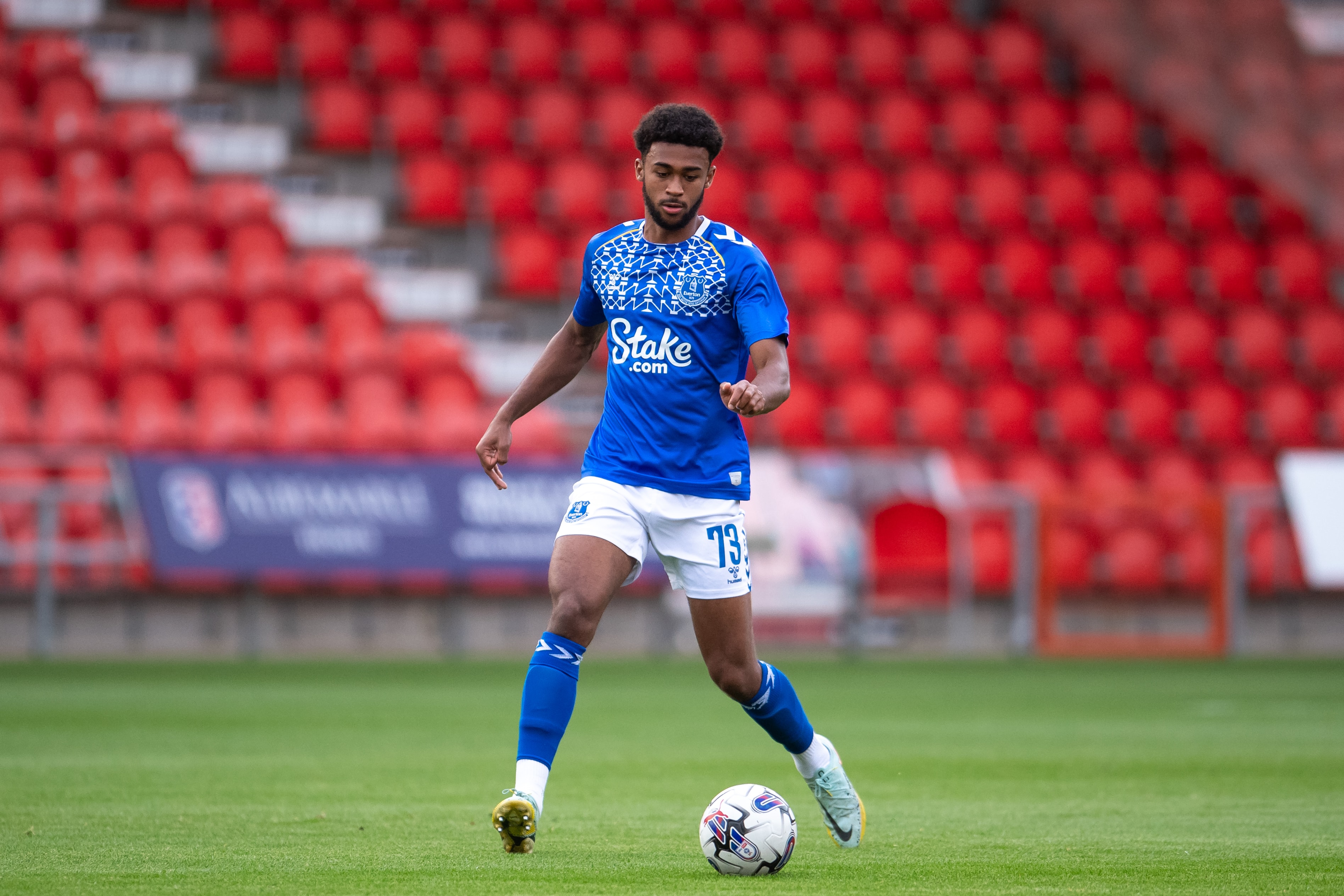 Wednesday's Everton News: Chermiti scores, Pickford talks Branthwaite, suitors still circling | Royal Blue Mersey