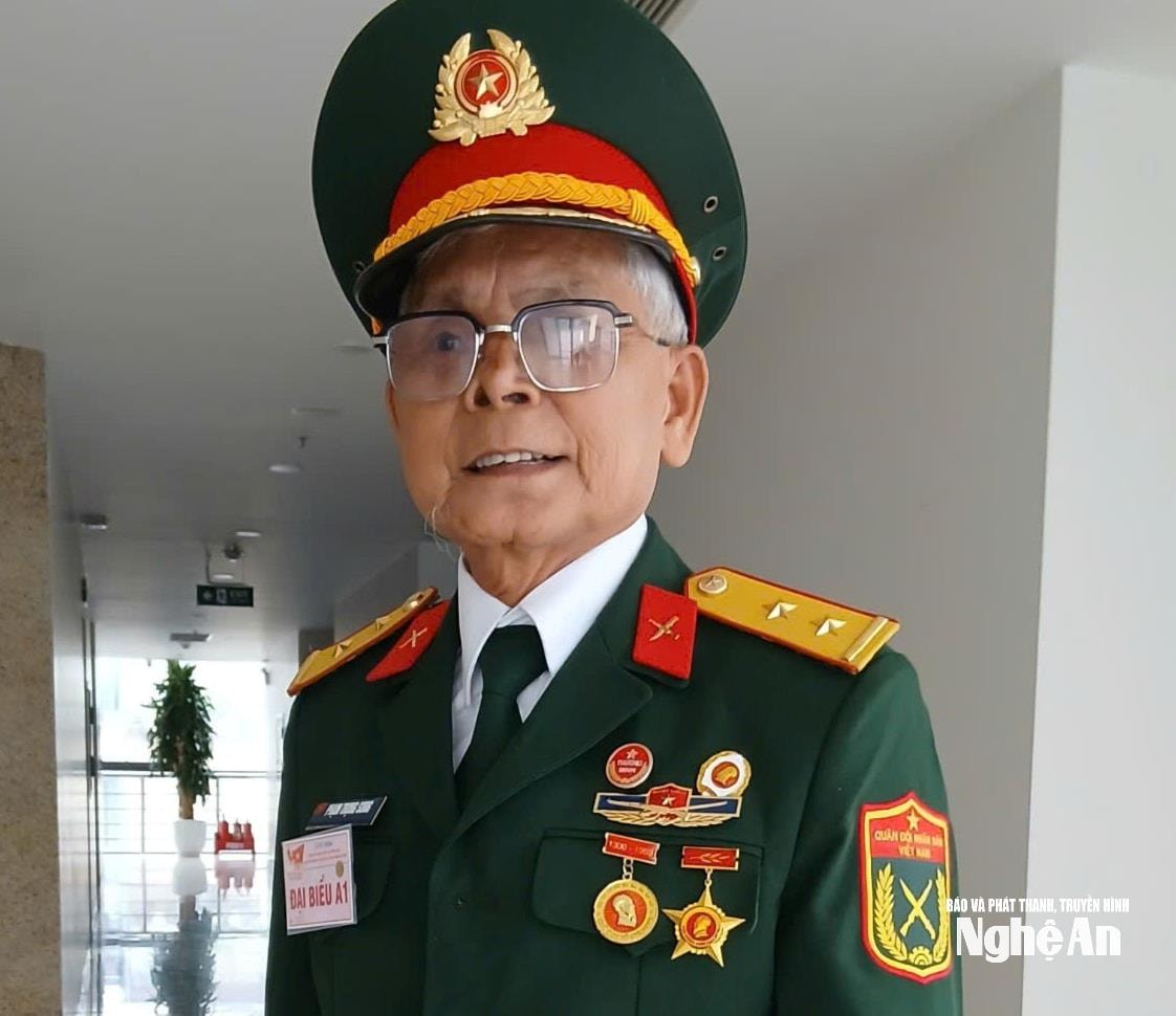 thuong-binh-pham-trong-song-duoc-moi-tham-gia-le-ky-niem-80-nam-quoc-khanh-tai-ha-noi-anh-nvcc(1).jpg