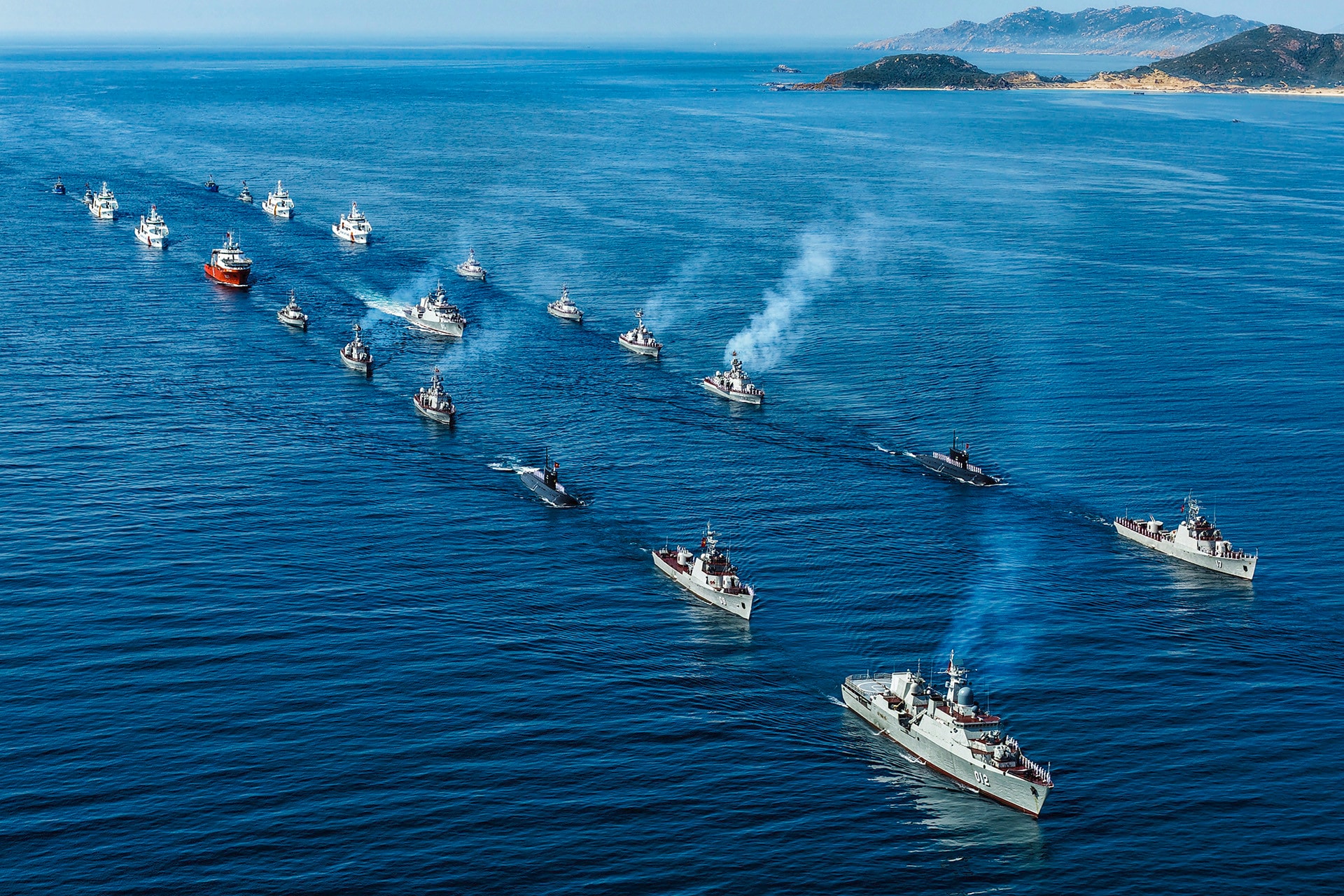 Vietnamese naval ships in the sea parade on the occasion of the 80th anniversary of National Day