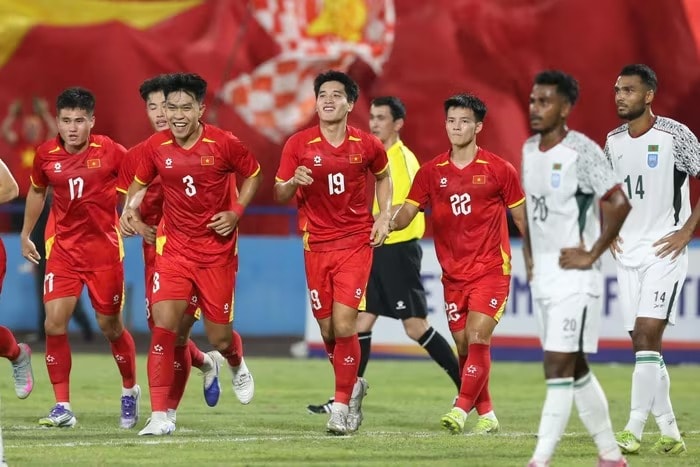 U23 Việt Nam tạo thế trận một chiều.