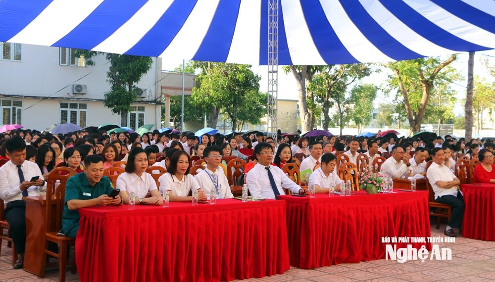 đại biểu dự