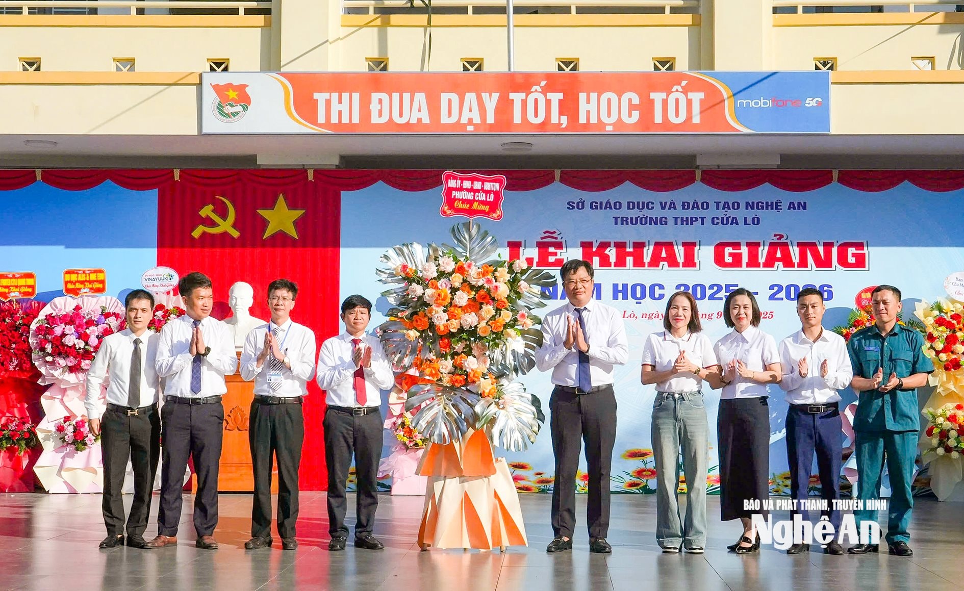 Khai giảng (6)