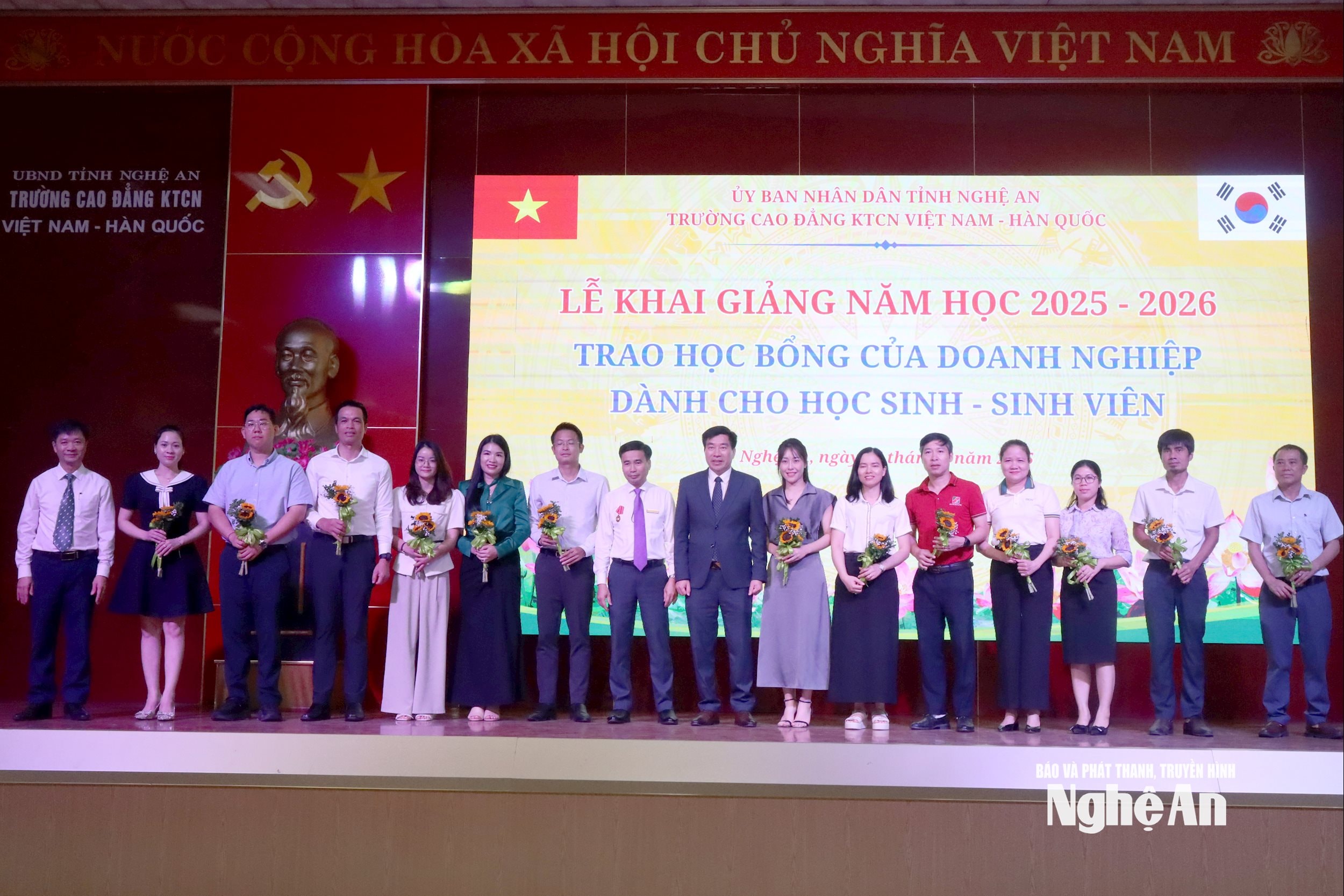 khai giảng Việt Hàn Ảnh Diệp Thanh8