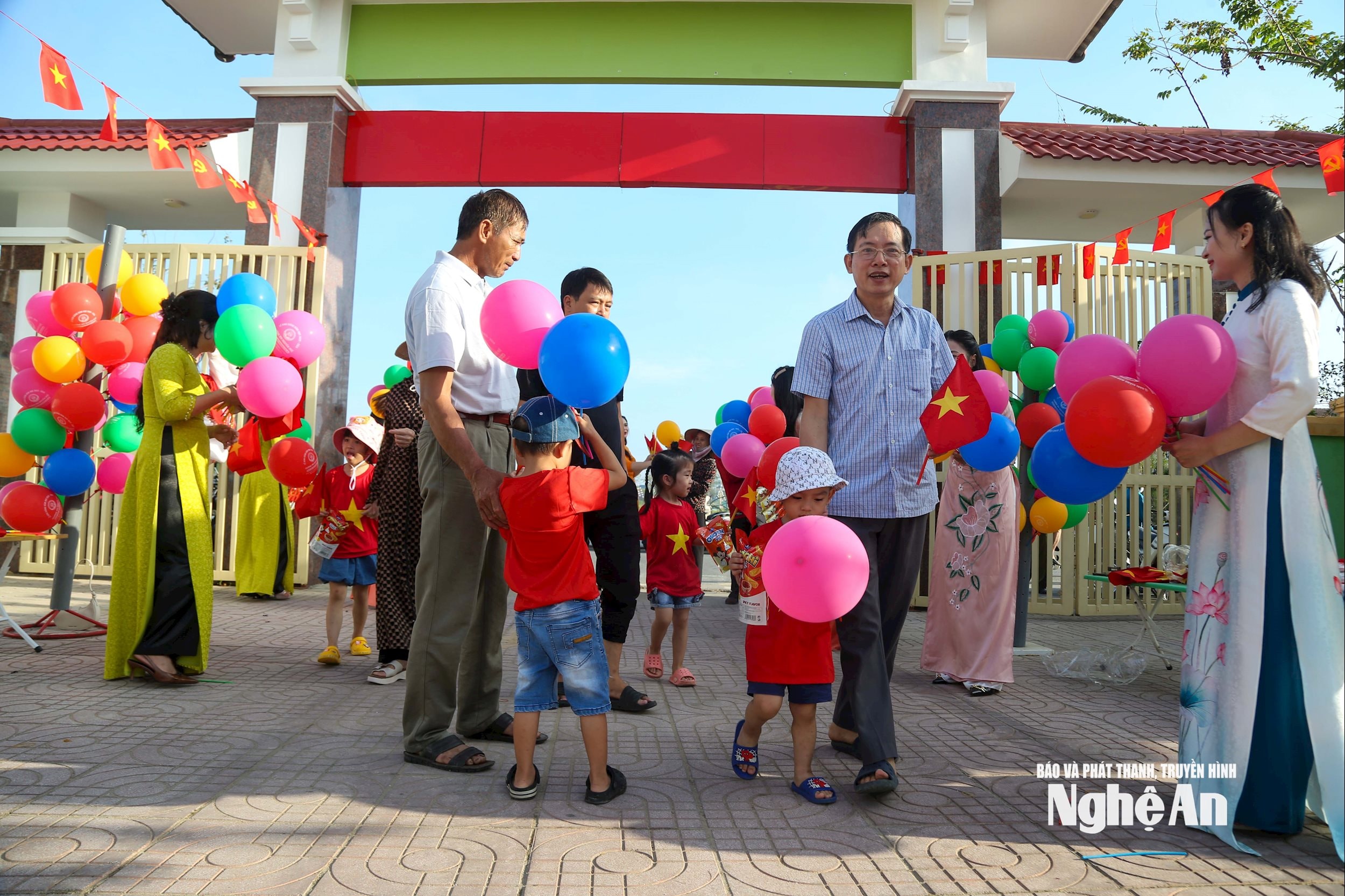 truong mam non nguyen hue (1)