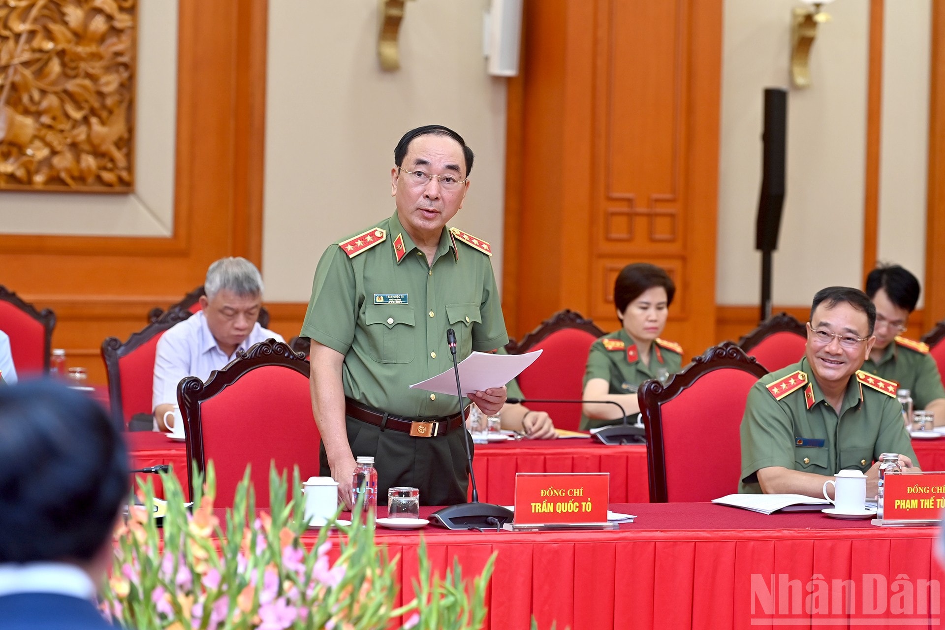 Tổng Bí thư Tô Lâm chủ trì cuộc làm việc của Bộ Chính trị với Ban Thường vụ Đảng ủy Công an Trung ương- Ảnh 3. Tổng Bí thư Tô Lâm chủ trì cuộc làm việc của Bộ Chính trị với Ban Thường vụ Đảng ủy Công an Trung ương- Ảnh 3.