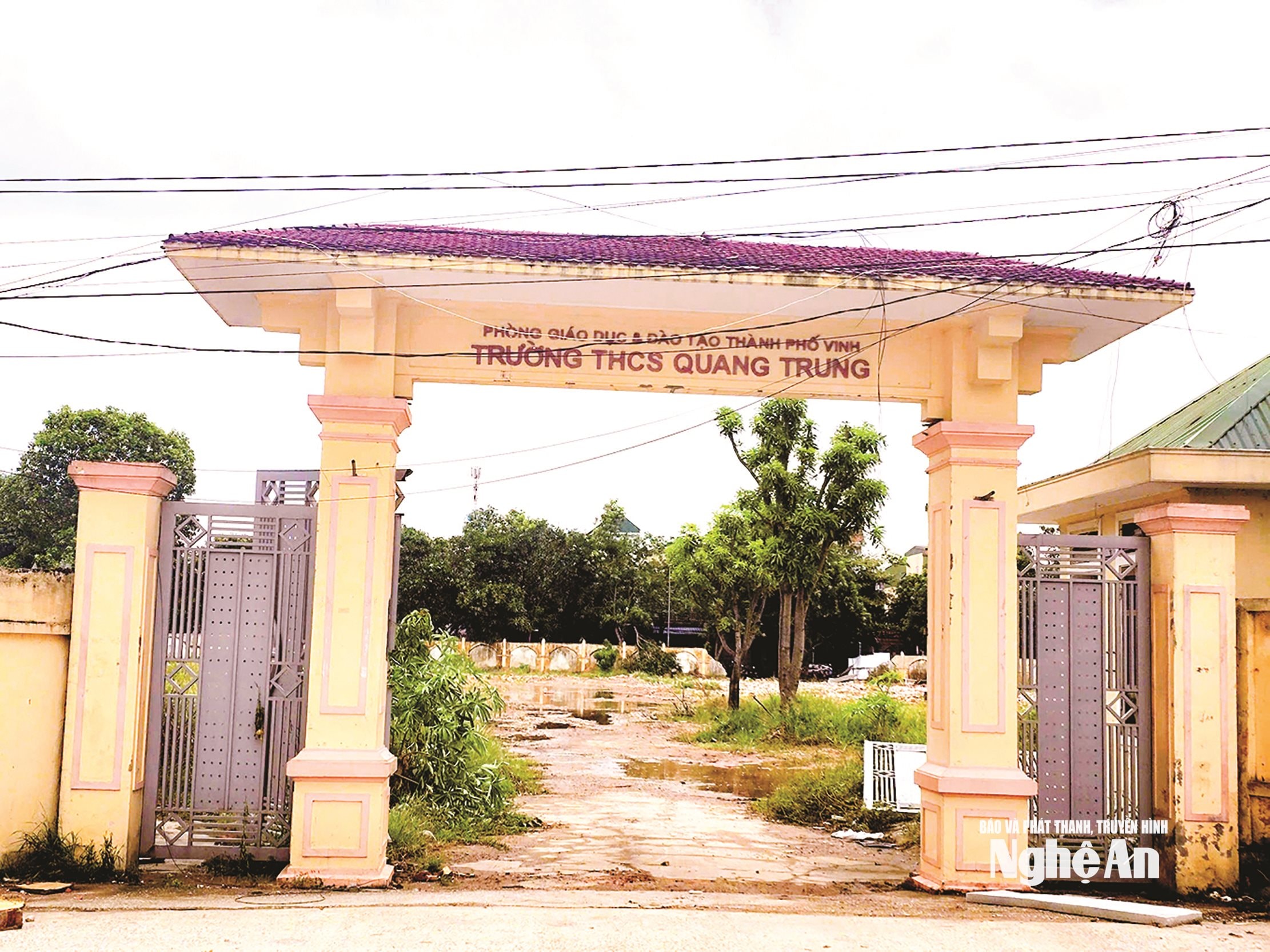 Trường THCS Quang Trung cũng phải đi thuê cơ sở để dạy hơn 1 năm