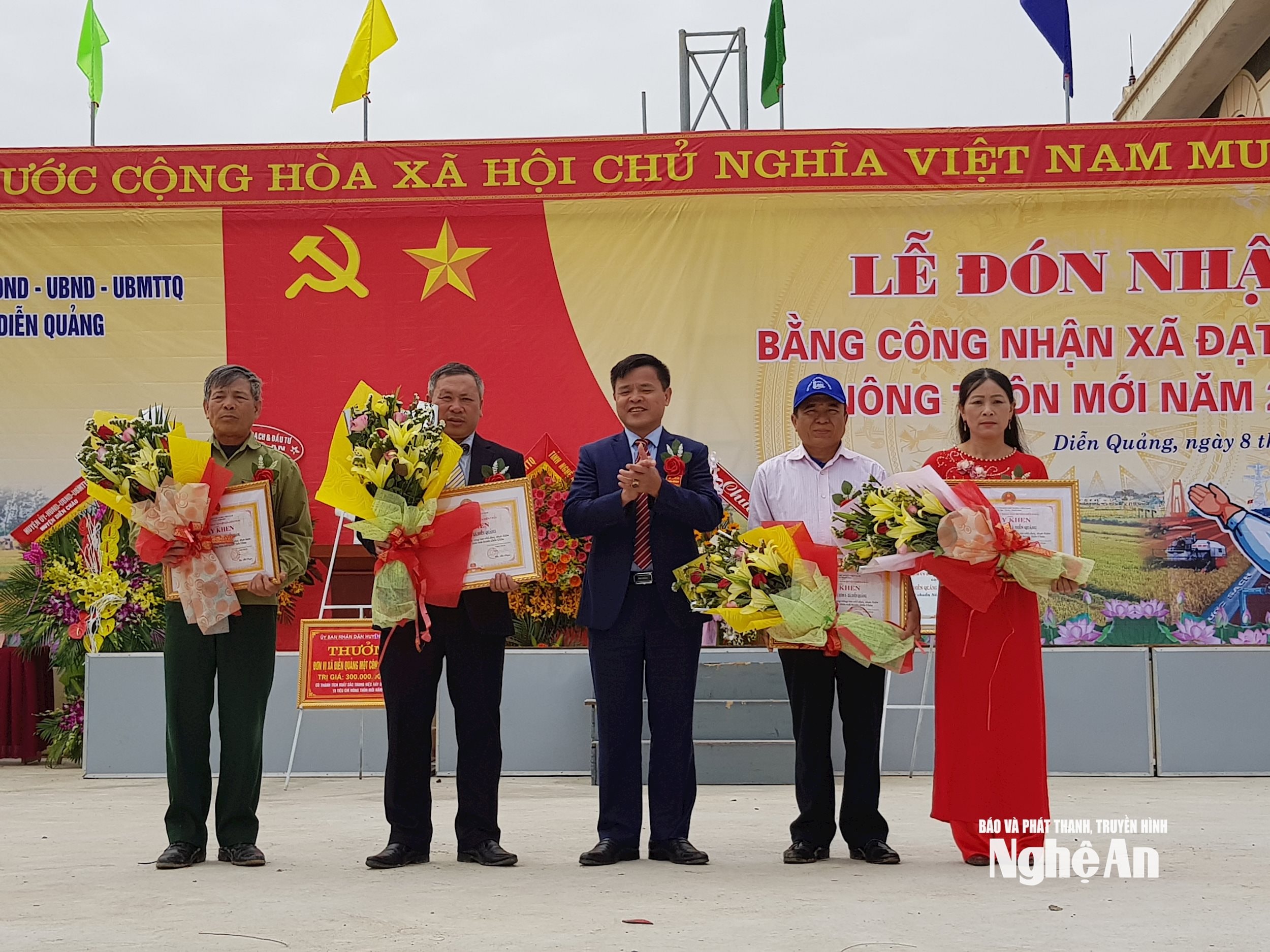 bna_uploaded-xuanhoangbna-2018_04_08-_bna_image_1836370_842018.jpg