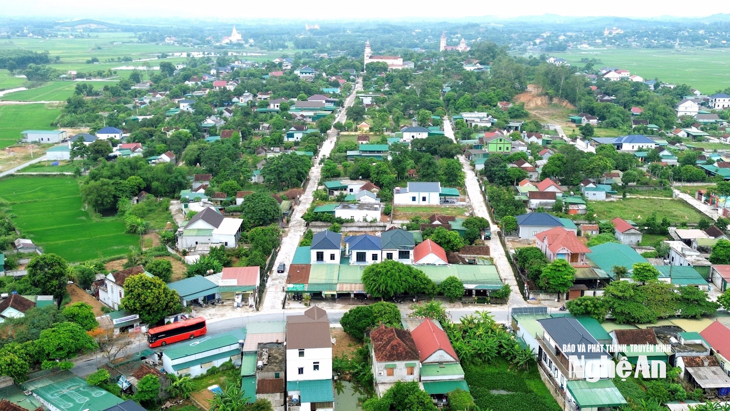 mot-goc-xa-nghi-van-nghi-loc-anh-xuan-hoang (1)