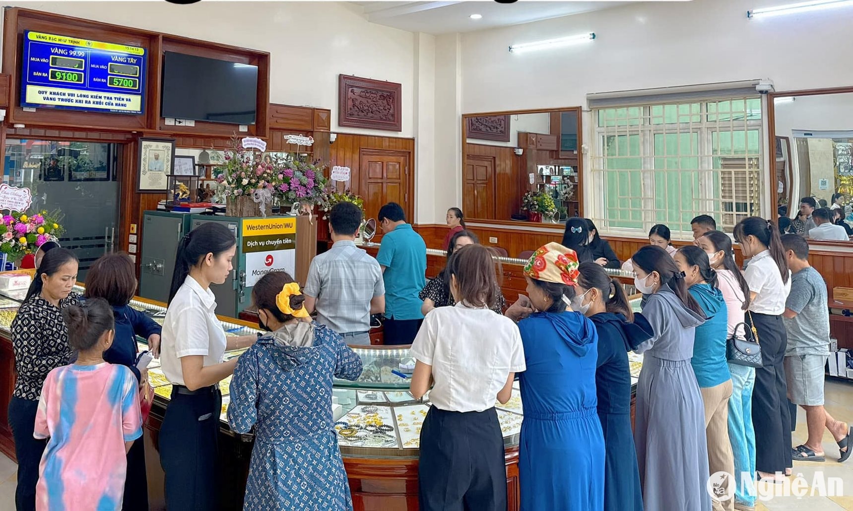 Tin thị trường chiều nay 12/9: Giá vàng SJC, giá cà phê, tiêu