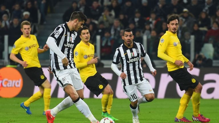 Juventus beat Dortmund 2-1 in Champions League last-16 first leg | Football News | Sky Sports