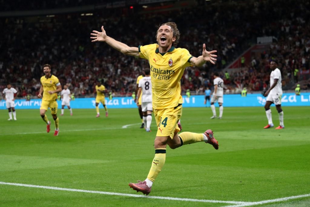 luka-modric-run-celebrate-milan-bologna-1024x683.jpg