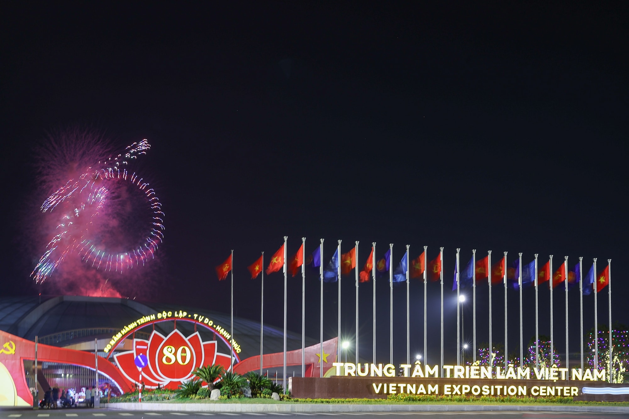 Thủ tướng: Triển lãm 80 năm đã thành công rực rỡ, vượt kỳ vọng- Ảnh 12.