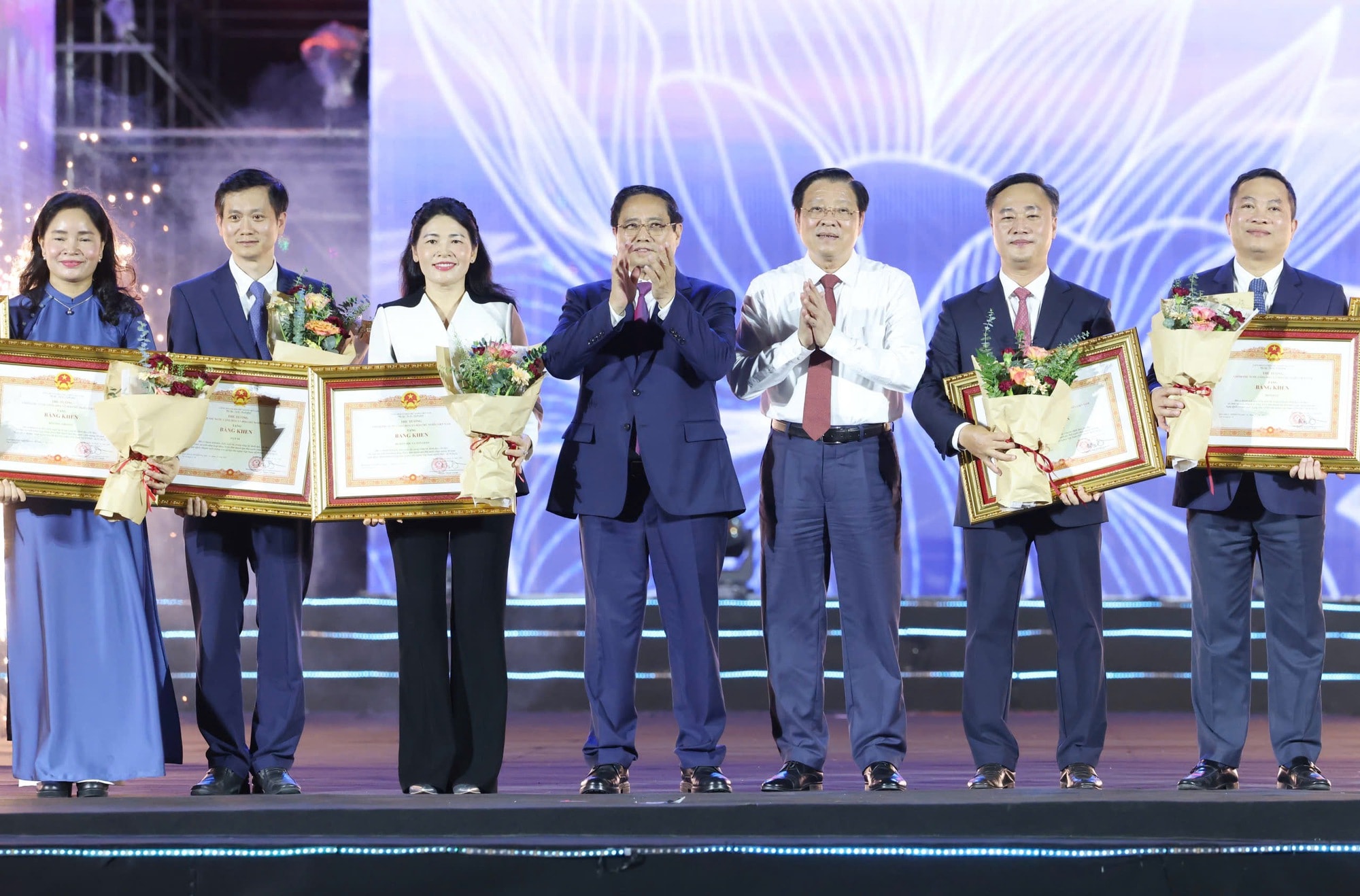 Thủ tướng: Triển lãm 80 năm đã thành công rực rỡ, vượt kỳ vọng- Ảnh 5.