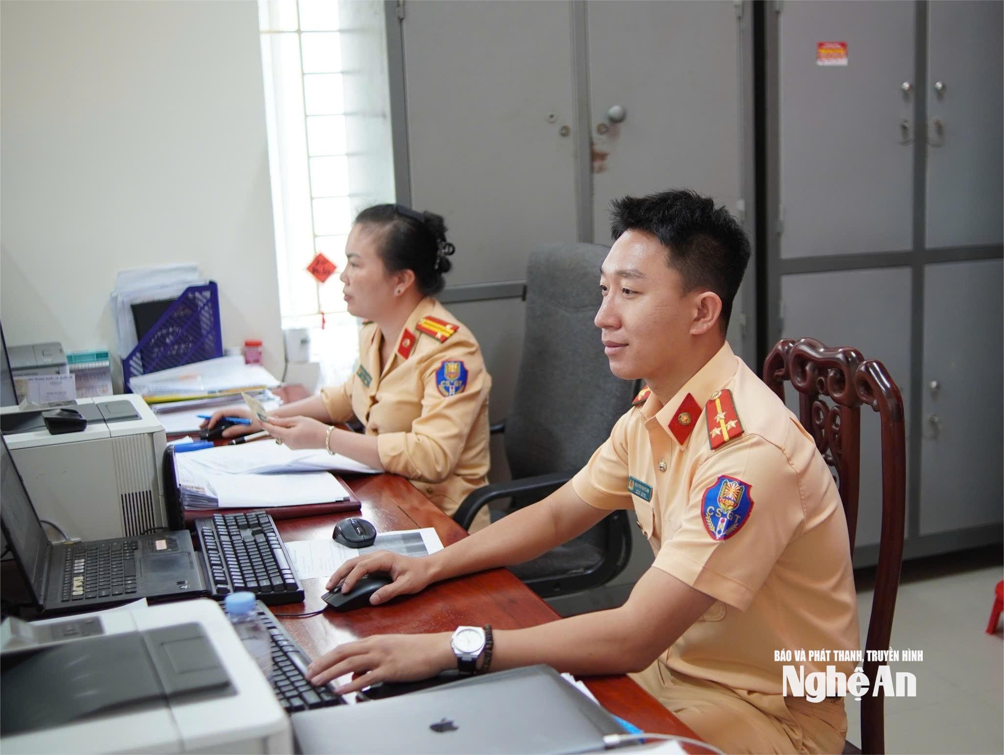 123.ảnh pv