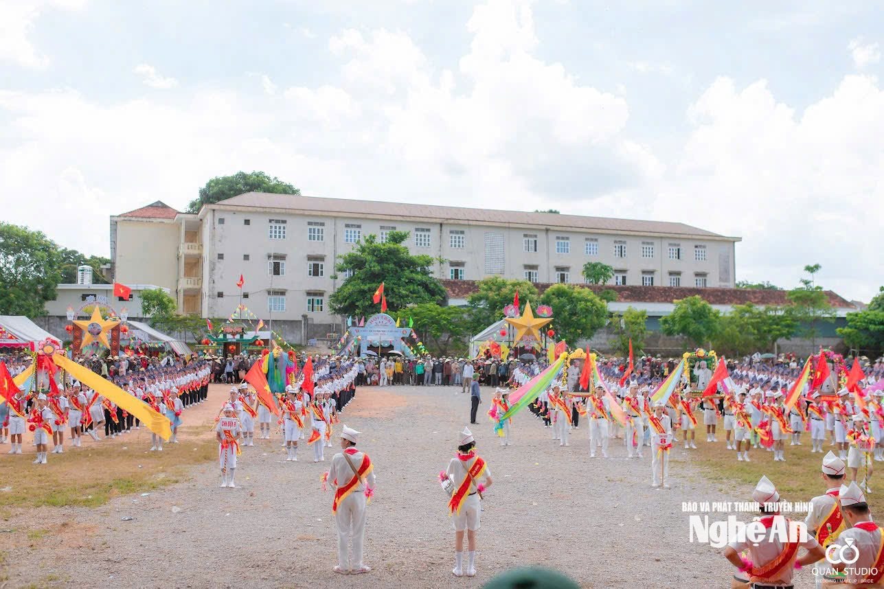 Thiếu nhi Quỳnh Tam