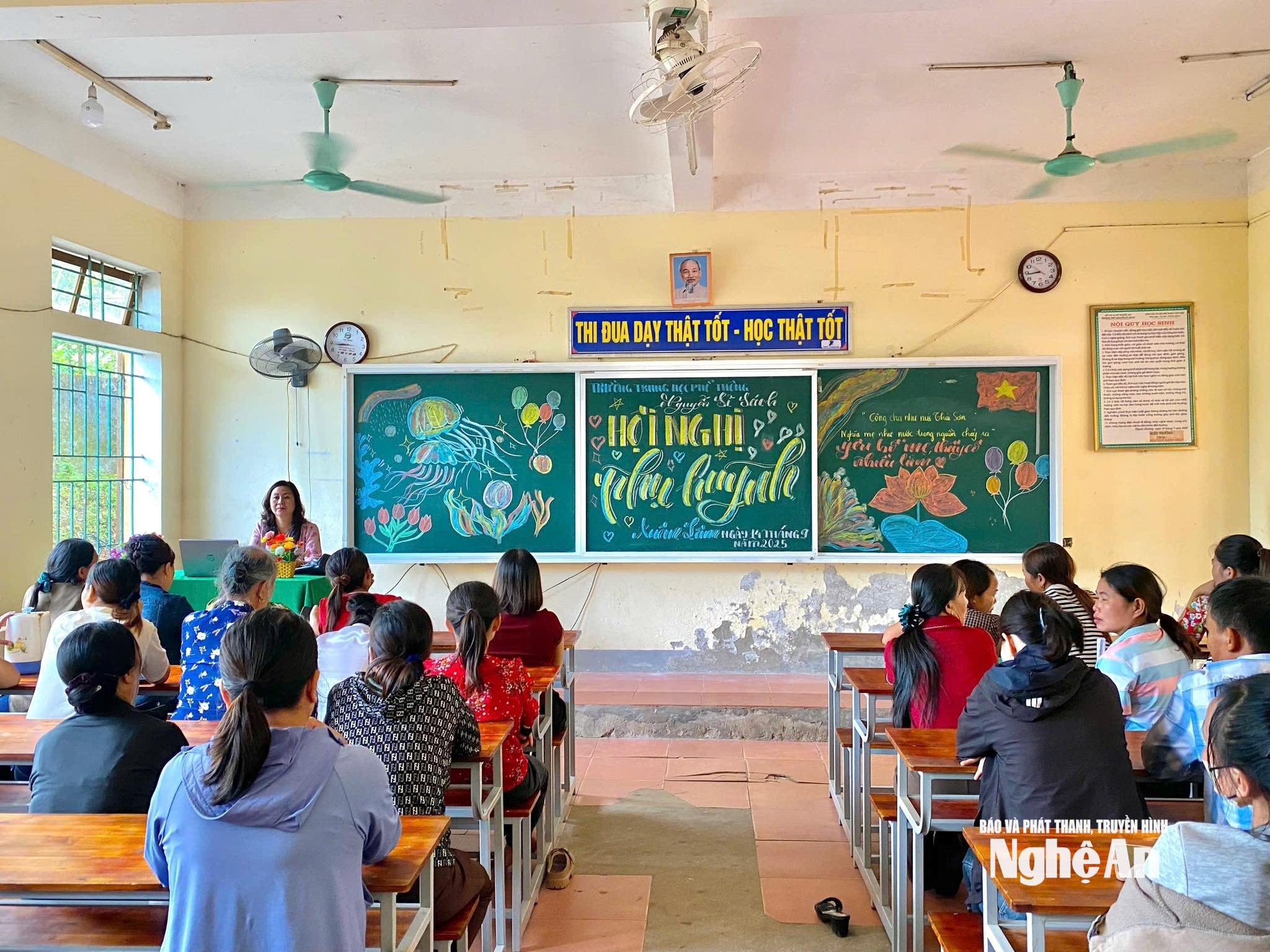 Trường THPT Nguyễn Sỹ Sách triển khai họp phụ huynh đầu năm học mới.