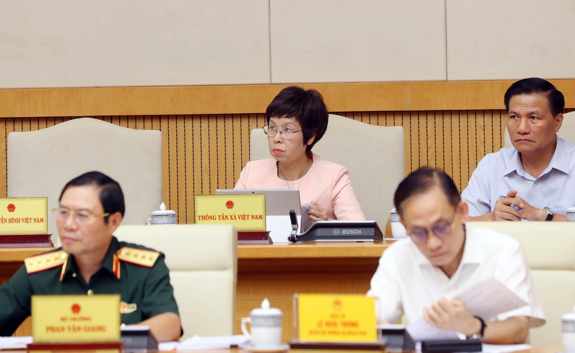 Chủ động triển khai nhiệm vụ về vận hành mô hình chính quyền địa phương 2 cấp- Ảnh 4. Chủ động triển khai nhiệm vụ về vận hành mô hình chính quyền địa phương 2 cấp- Ảnh 4.