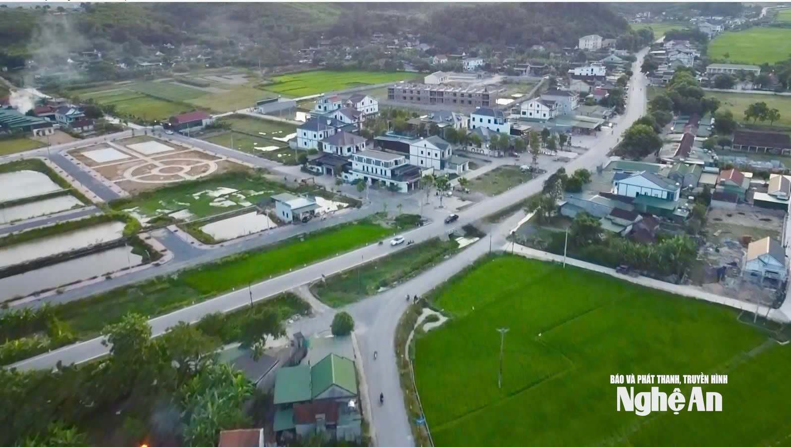  quang cảnh