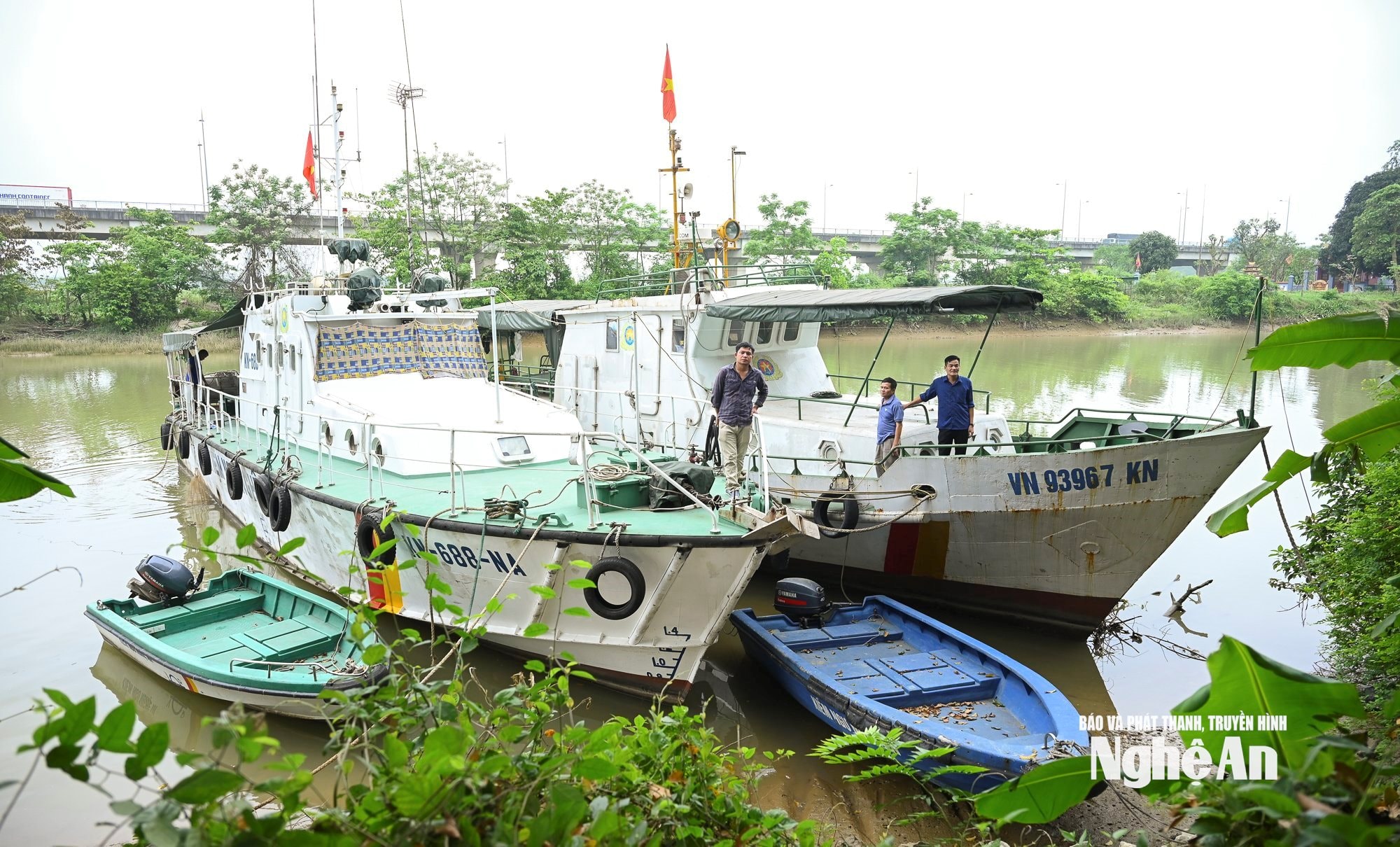 Tàu kiểm ngư nằm bờ, công tác kiểm ngư trên biển đã dừng hơn 3 tháng. Ảnh Thành Cường