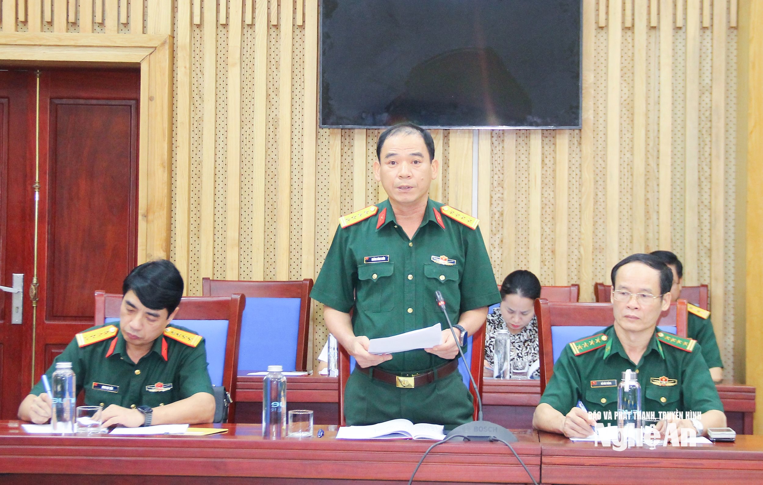 Đại tá Hoàng Đình Luân - Phó Chỉ huy trưởng, Tham mưu trưởng, báo cáo công tác
