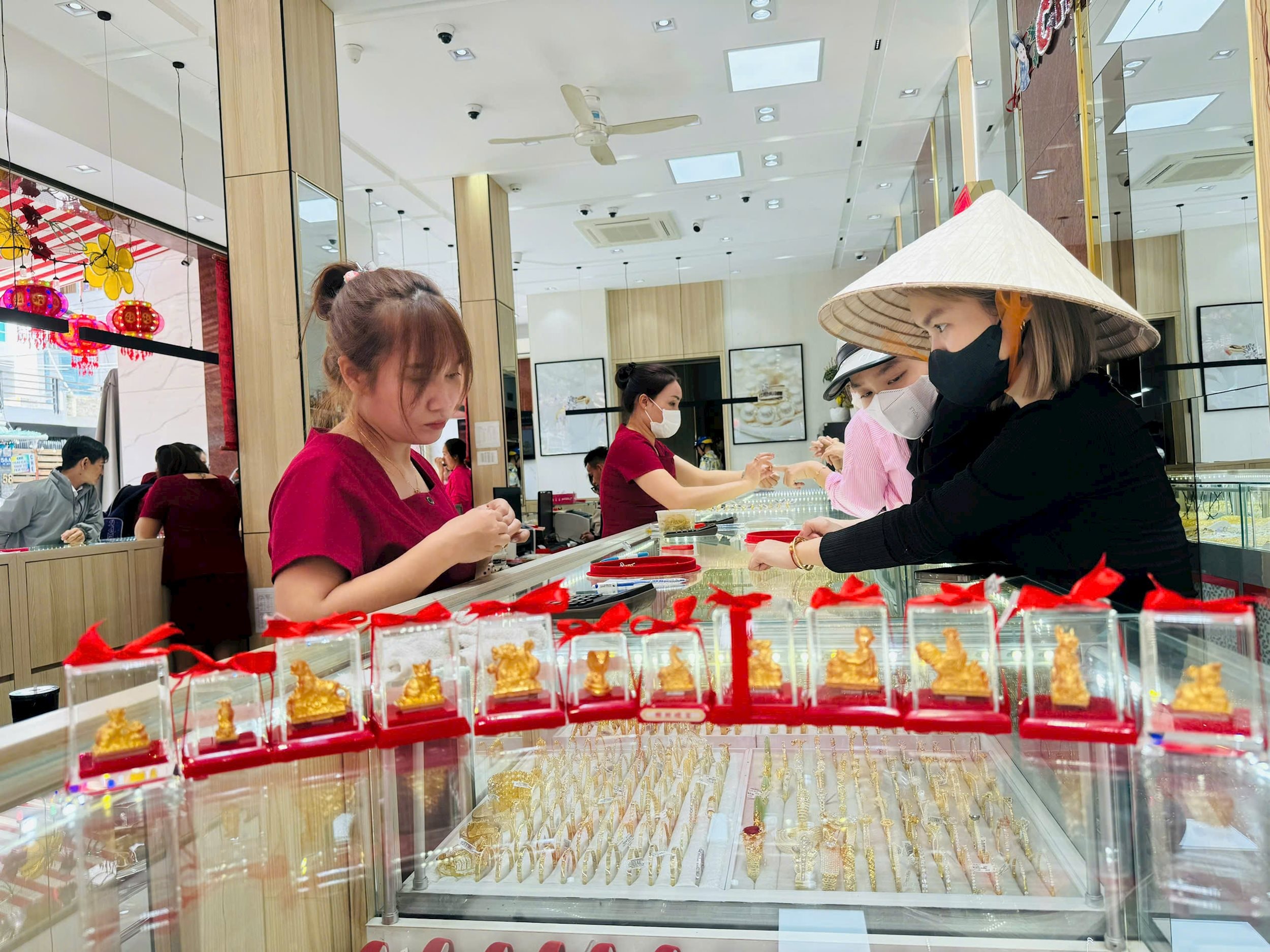 Tin thị trường, giá cả ngày 19/9/2025: Giá vàng, tỷ giá USD, giá xăng dầu, nông sản