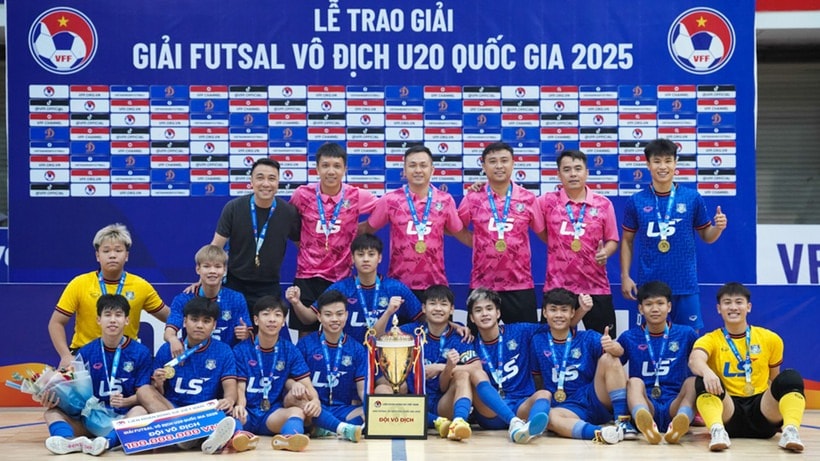 1.Thái Sơn Bắc giành cúp vô địch Giải futsal vô địch U20 quốc gia 2025. (Ảnh- VFF)