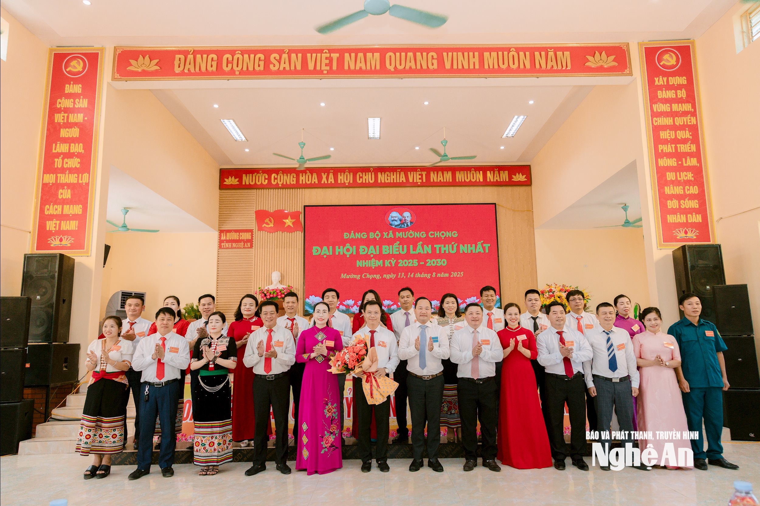 1.ảnh pv