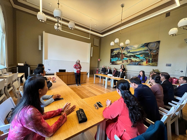 Bà Lena Sundberg, Giám đốc Dự án Hợp tác đào tạo, Đại học Uppsala, phát biểu tổng kết lớp học. p2.jpg